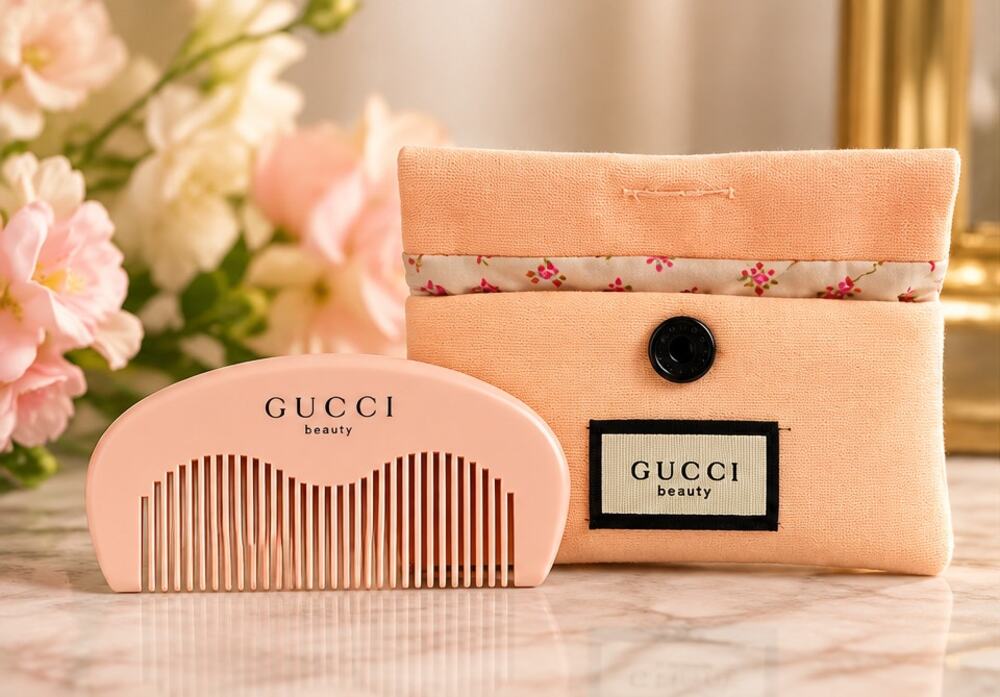 GUCCI Beauty Pink Mini Comb with Matching Pouch